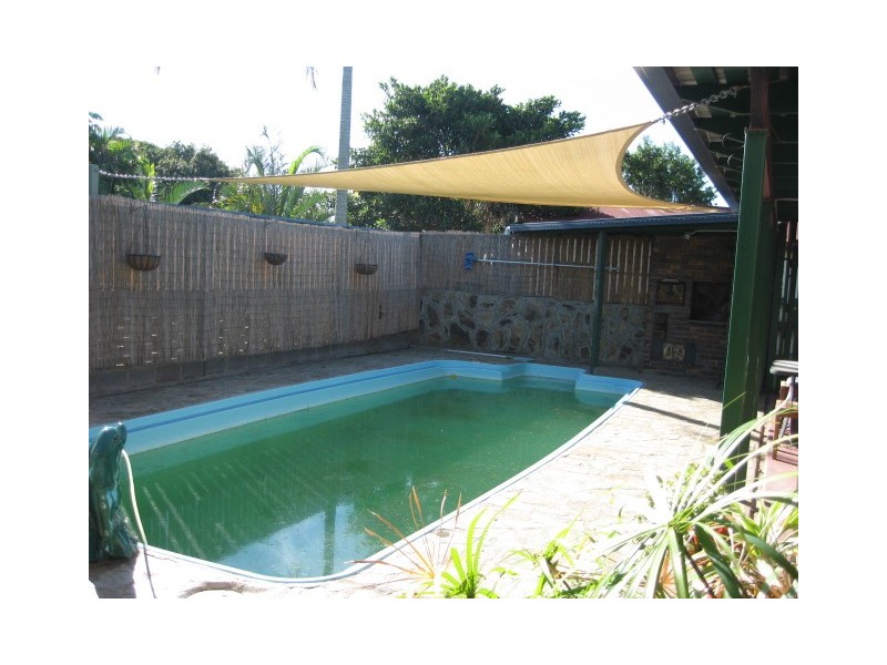 181 Long Street, Point Vernon, Hervey Bay QLD 4655