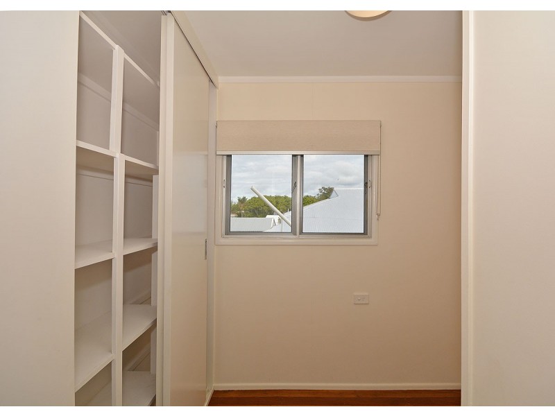 30 Pulgul Street, Urangan QLD 4655