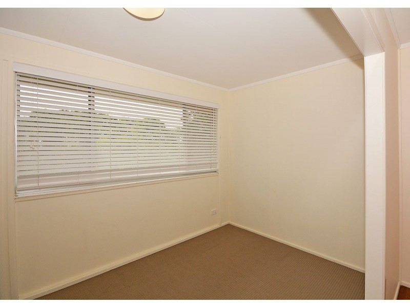 30 Pulgul Street, Urangan QLD 4655