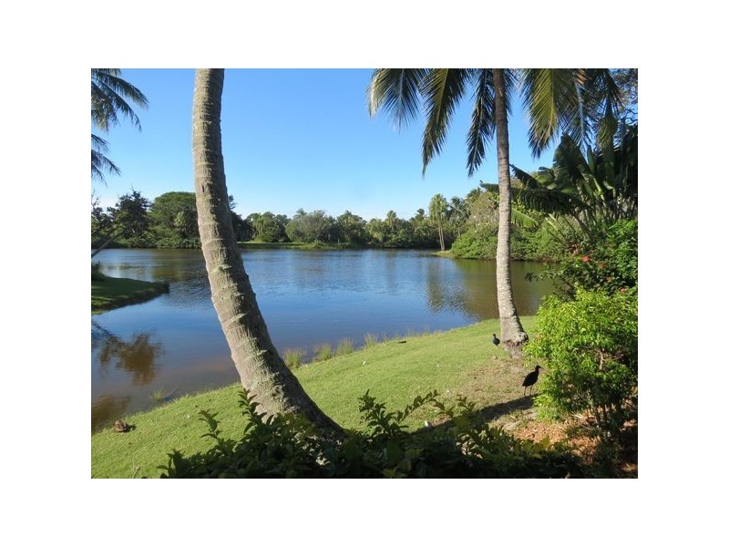 26/1 Shell Street, Urangan QLD 4655