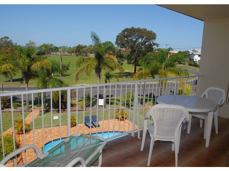 Unit11/13 Pulgul Street, Urangan QLD 4655
