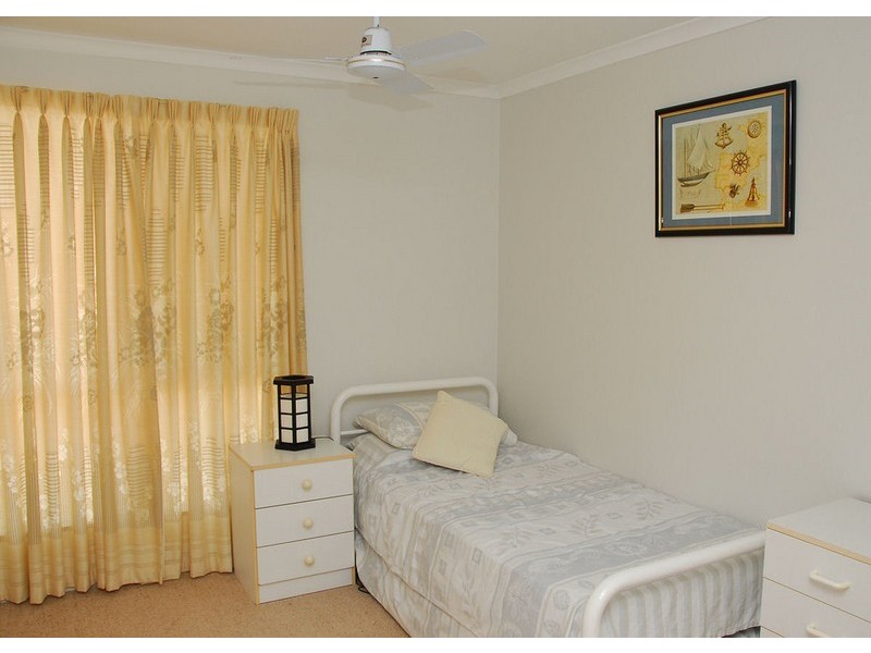 Unit11/13 Pulgul Street, Urangan QLD 4655