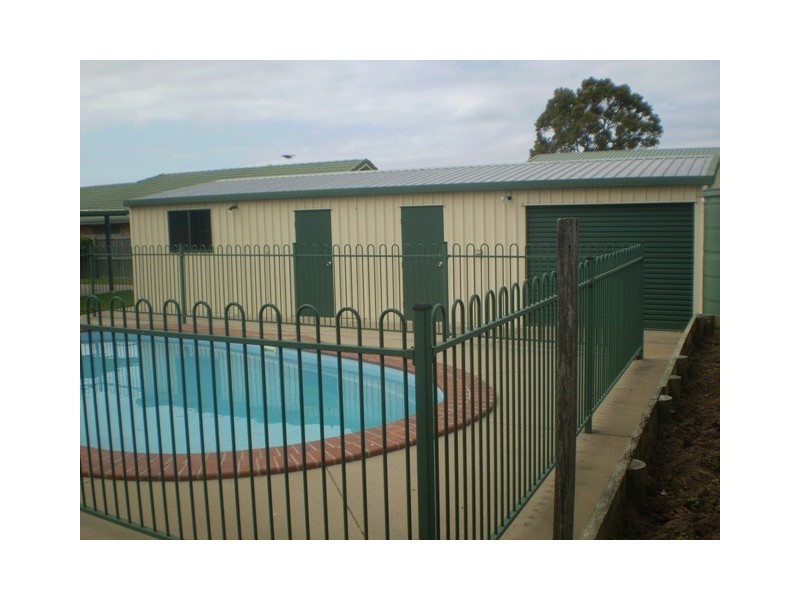 6 King Arthur Court, Urangan QLD 4655