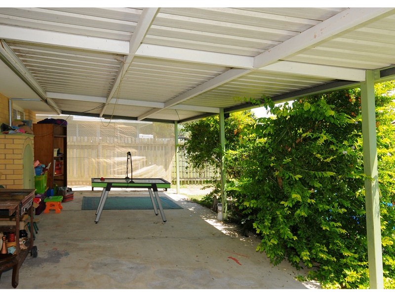 23 Aimee Drive, Urangan, Hervey Bay QLD 4655