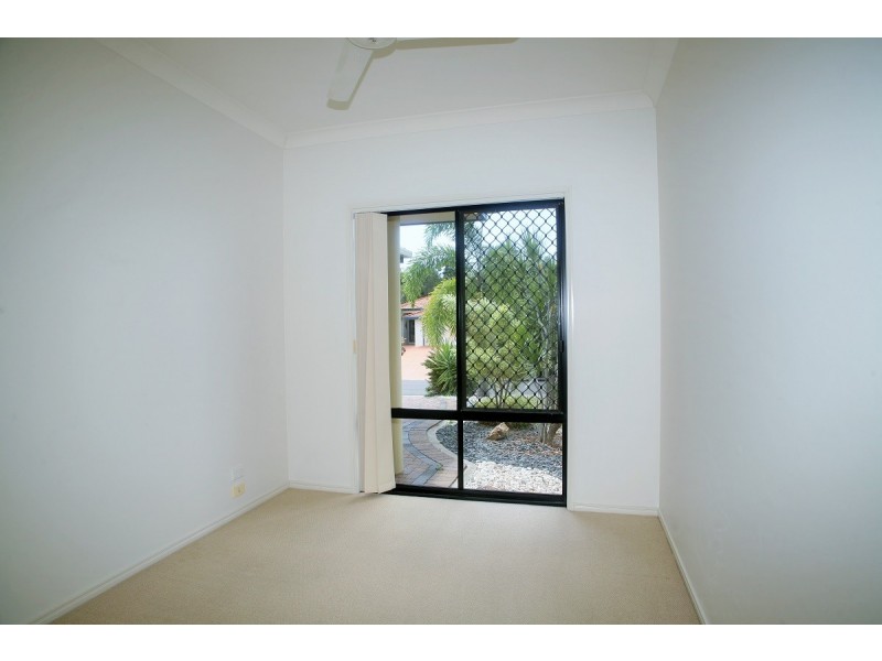 10 Rochester Court, Urraween QLD 4655