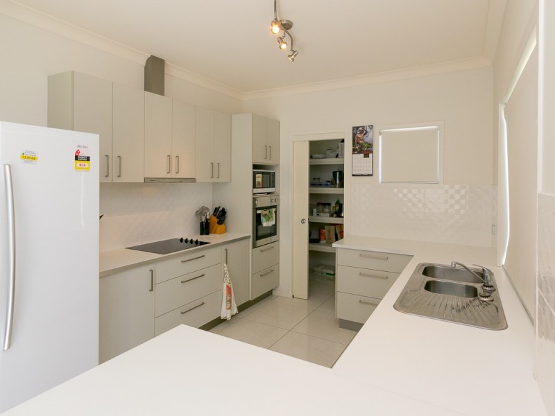 144A Truro Street, Urangan QLD 4655