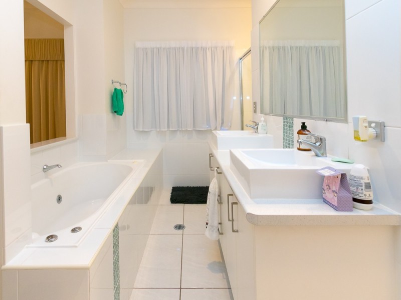 144A Truro Street, Urangan QLD 4655