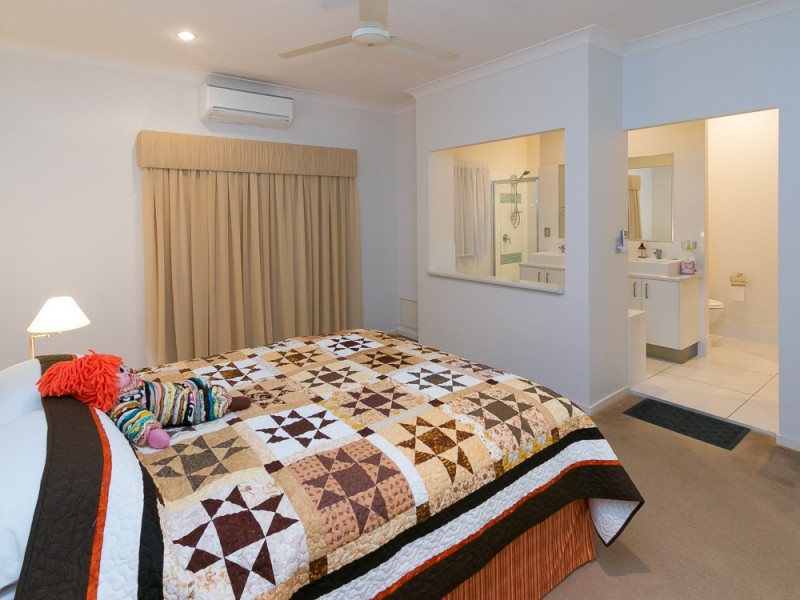144A Truro Street, Urangan QLD 4655