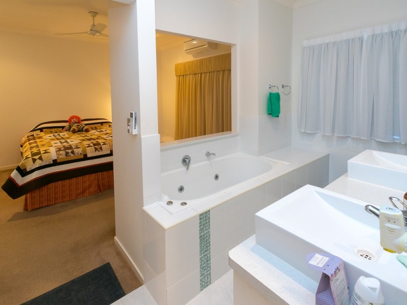 144A Truro Street, Urangan QLD 4655