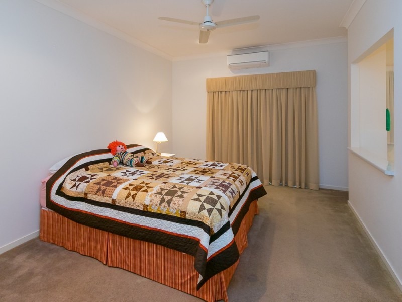 144A Truro Street, Urangan QLD 4655