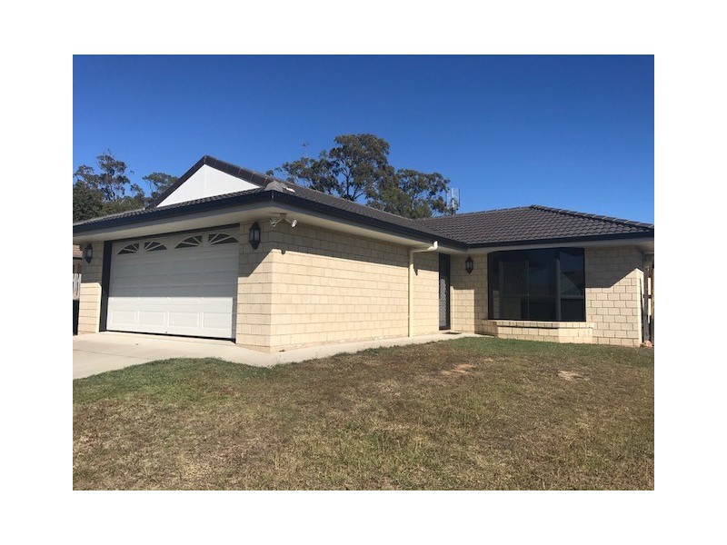54 Moonstone Drive, Urangan QLD 4655