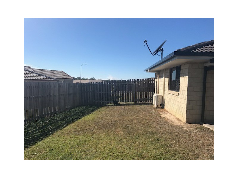 54 Moonstone Drive, Urangan QLD 4655