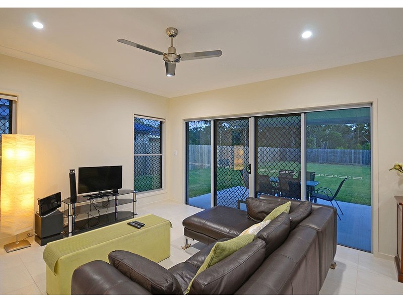 31 Ronaldo Way, Wondunna QLD 4655