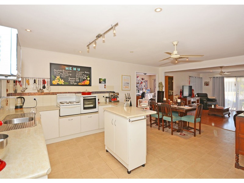 119 Oleander Avenue, Kawungan QLD 4655