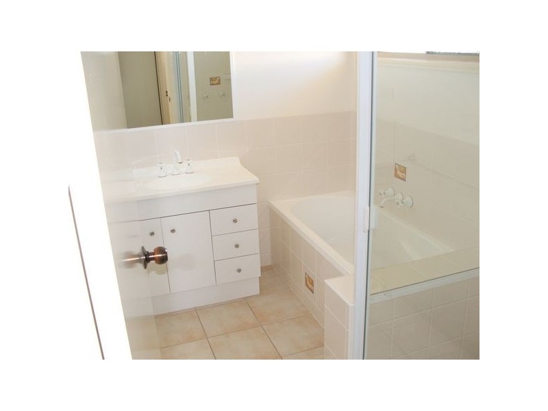 1 Yarrilee Circuit, Dundowran, Hervey Bay QLD 4655