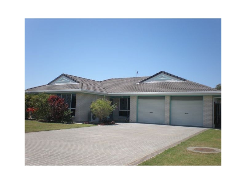 3 Turnbull Court,, Urangan QLD 4655