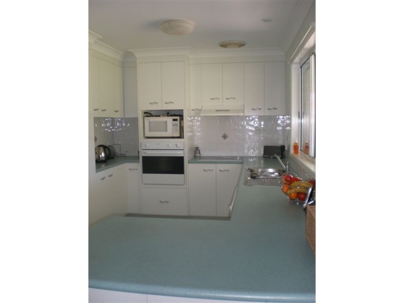 3 Turnbull Court,, Urangan QLD 4655