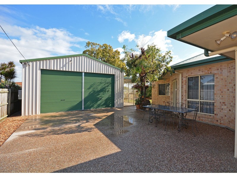 51 Limpus Street, Urangan QLD 4655