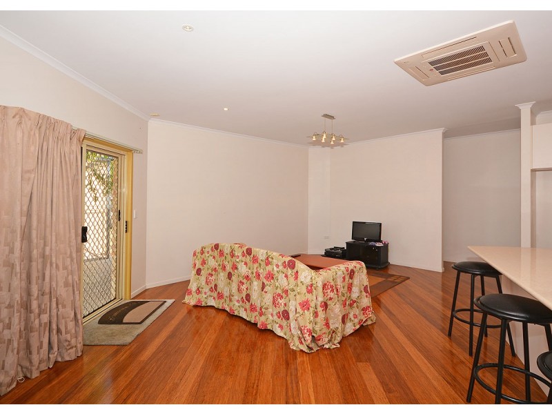 51 Limpus Street, Urangan QLD 4655