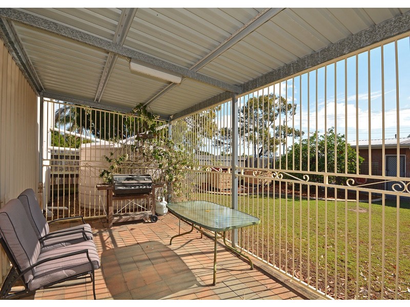 51 Limpus Street, Urangan QLD 4655