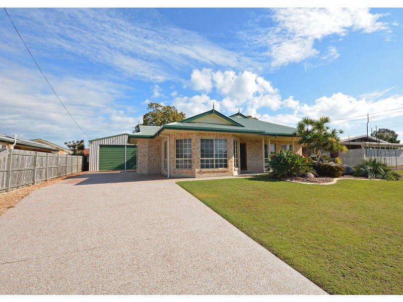 51 Limpus Street, Urangan QLD 4655
