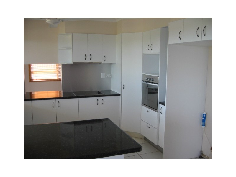 63 Hillcrest Avenue, Scarness, Hervey Bay QLD 4655