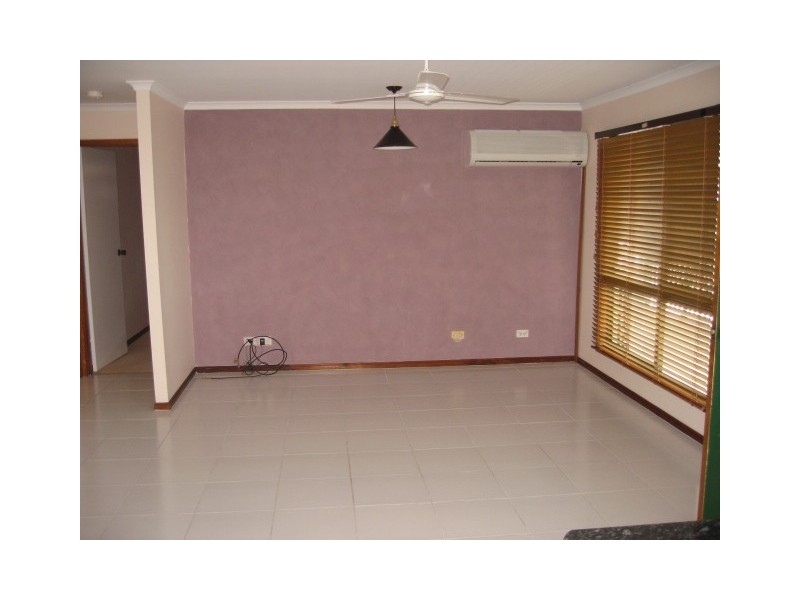 63 Hillcrest Avenue, Scarness, Hervey Bay QLD 4655