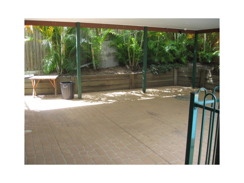 63 Hillcrest Avenue, Scarness, Hervey Bay QLD 4655