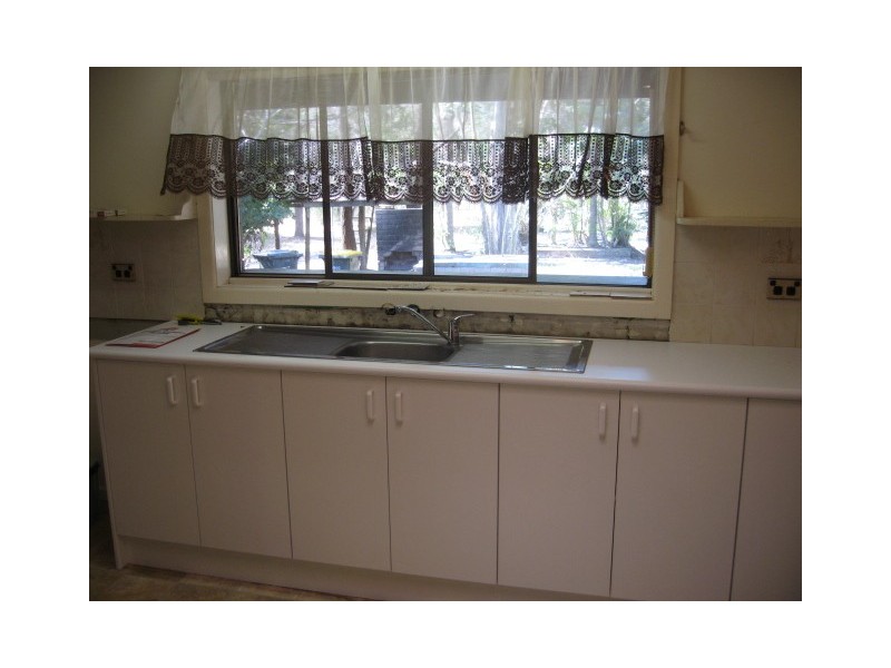 92 Colyton St, Torquay QLD 4655