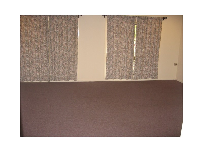 92 Colyton St, Torquay QLD 4655