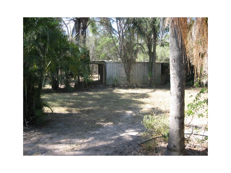 92 Colyton St, Torquay QLD 4655