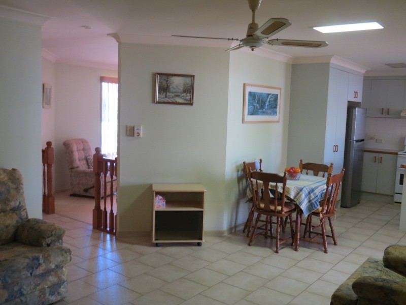4 Faye Avenue, Scarness QLD 4655