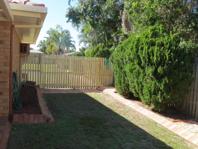 4 Faye Avenue, Scarness QLD 4655