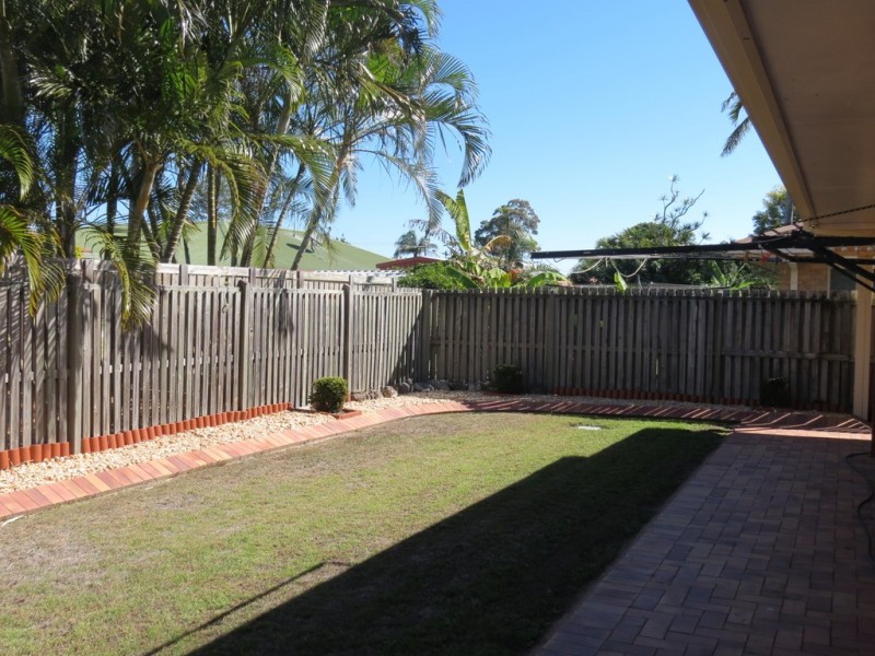 4 Faye Avenue, Scarness QLD 4655