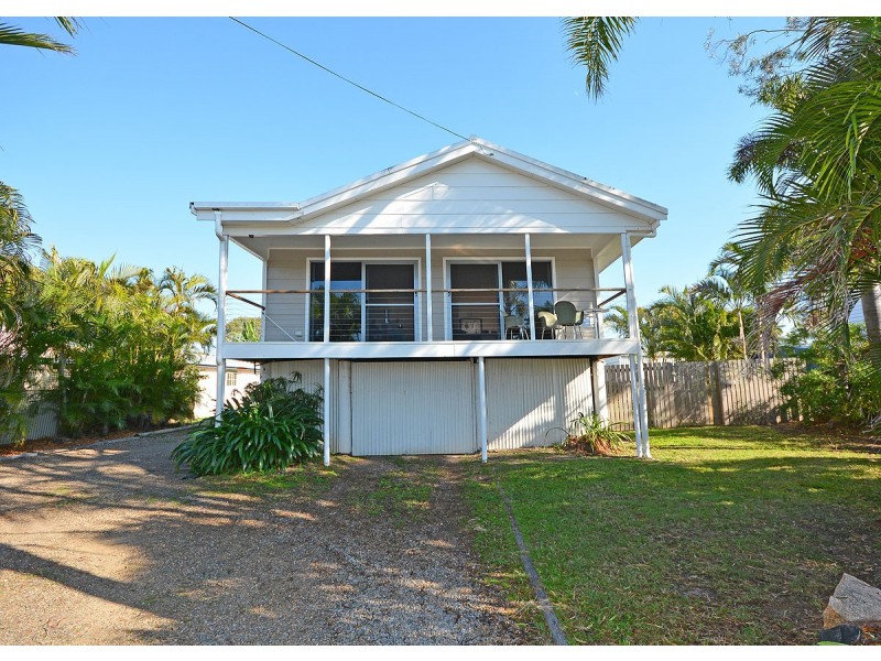 127 Pulgul Street, Urangan QLD 4655