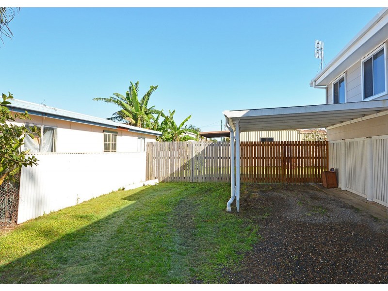 127 Pulgul Street, Urangan QLD 4655