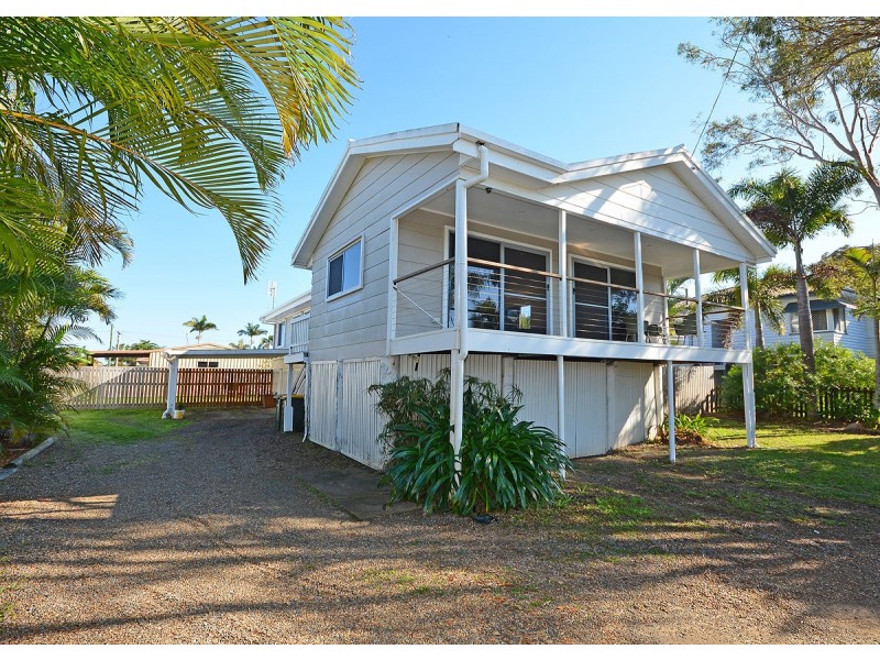 127 Pulgul Street, Urangan QLD 4655