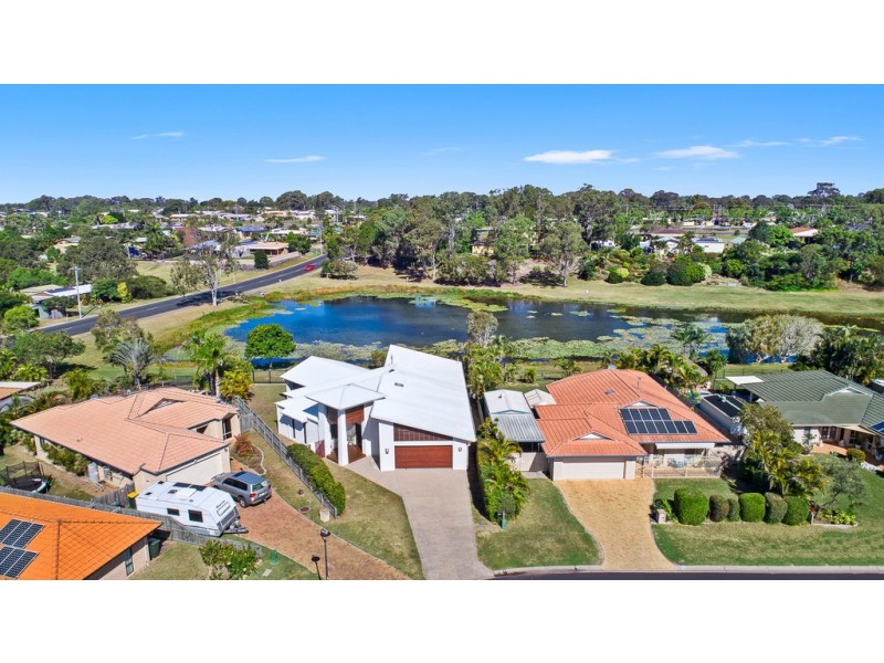 12 Banks Court, Torquay QLD 4655