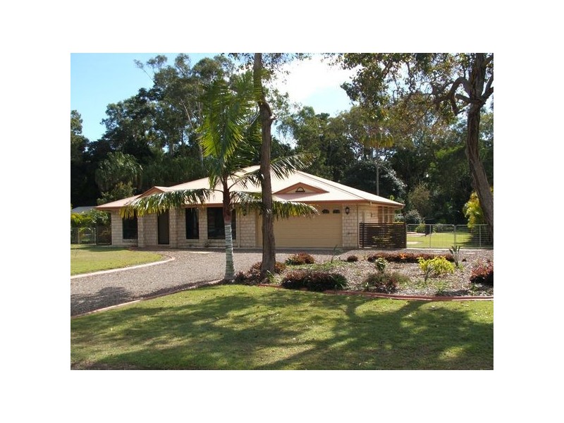 8 Cissus Court, Dundowran Beach, Hervey Bay QLD 4655