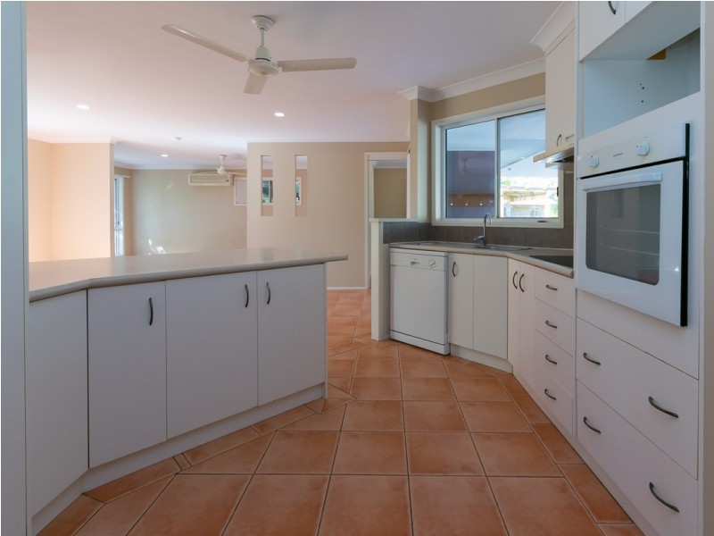 12 Wattlebird Lane, Eli Waters QLD 4655