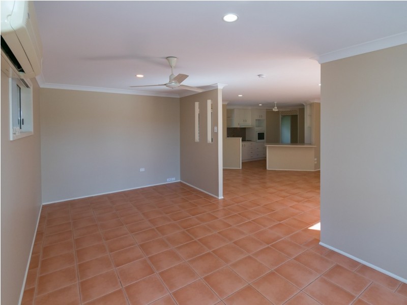 12 Wattlebird Lane, Eli Waters QLD 4655