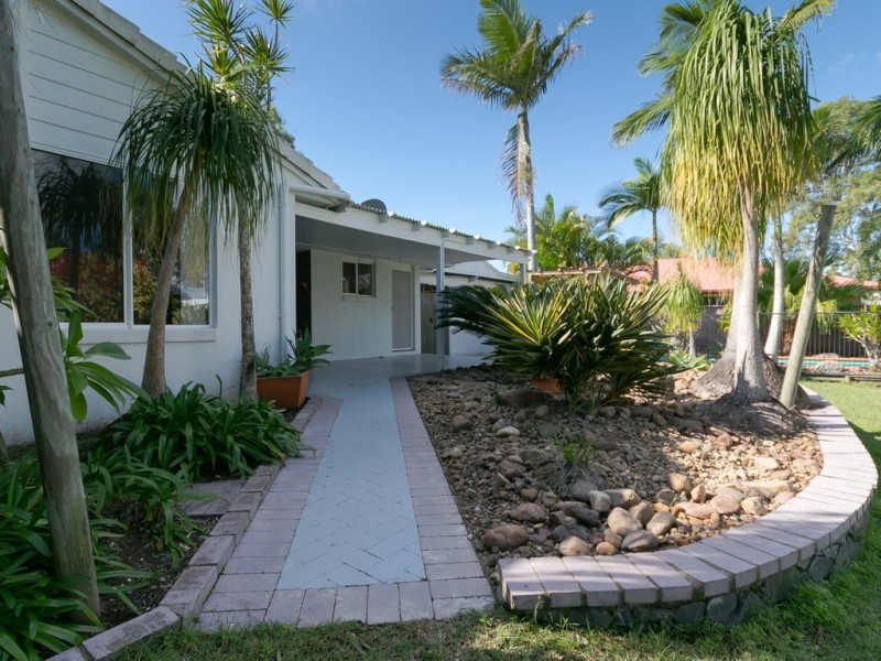 12 Wattlebird Lane, Eli Waters QLD 4655