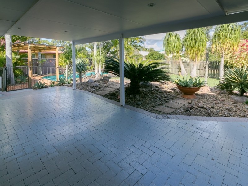 12 Wattlebird Lane, Eli Waters QLD 4655