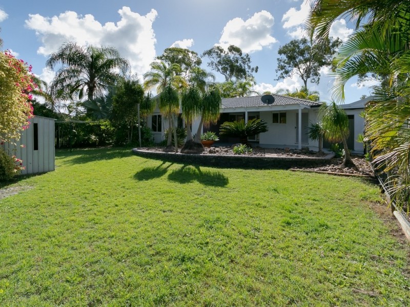 12 Wattlebird Lane, Eli Waters QLD 4655