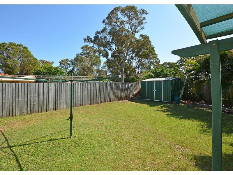 1 Fiona Court, Urangan QLD 4655