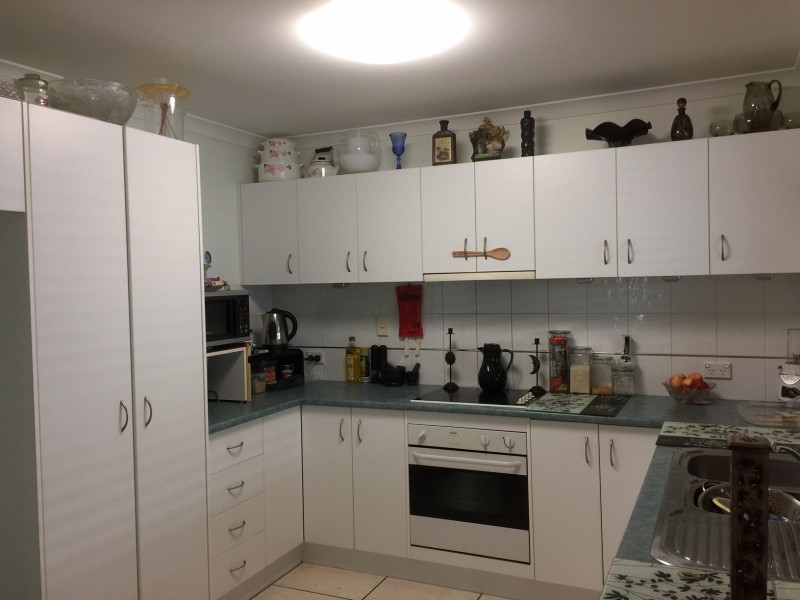 1 Twolyn Street, Urangan QLD 4655