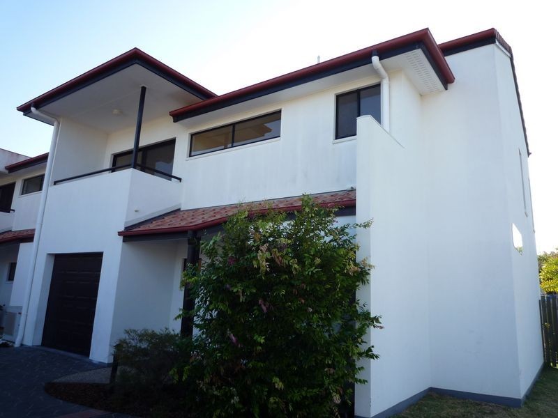1/179 Torquay Rd, Scarness QLD 4655