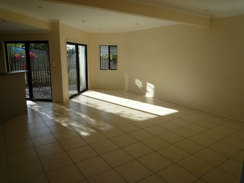 1/179 Torquay Rd, Scarness QLD 4655