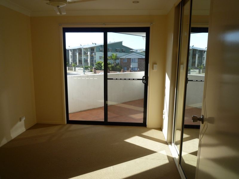 1/179 Torquay Rd, Scarness QLD 4655