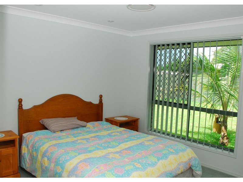 58 Cunningham St, Urangan QLD 4655